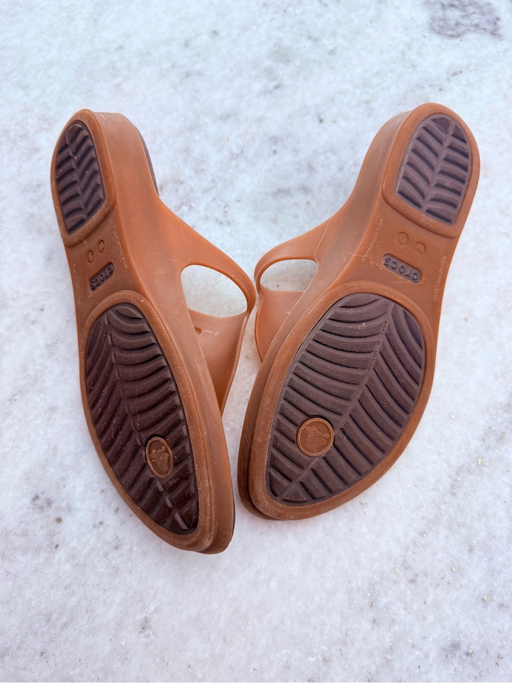 CROCS Men's Slide Sandals - Chestnut